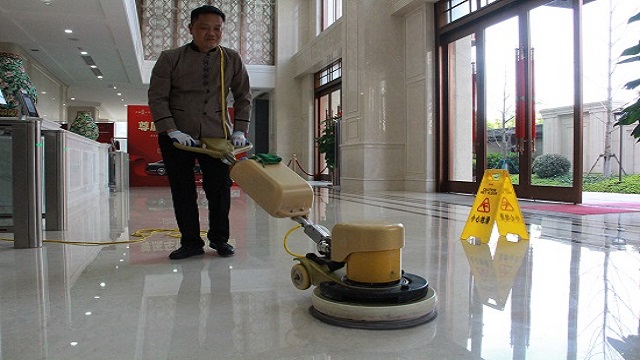 武漢制定辦公樓物業保潔標準，對綠化、清潔有詳細要求。